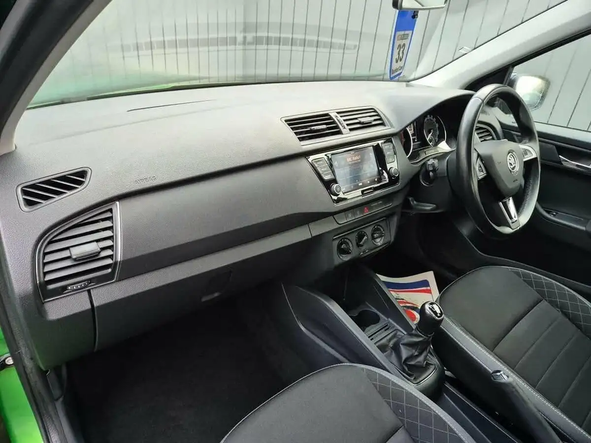 2019-skoda-fabia-10-tsi-colour-edition-big-28