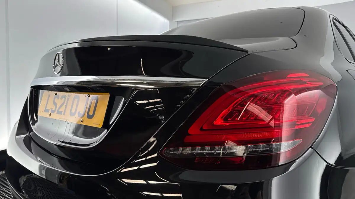 2021-mercedes-benz-c-class-20d-c220d-amg-line-night-edition-premium-saloon-4d-big-25