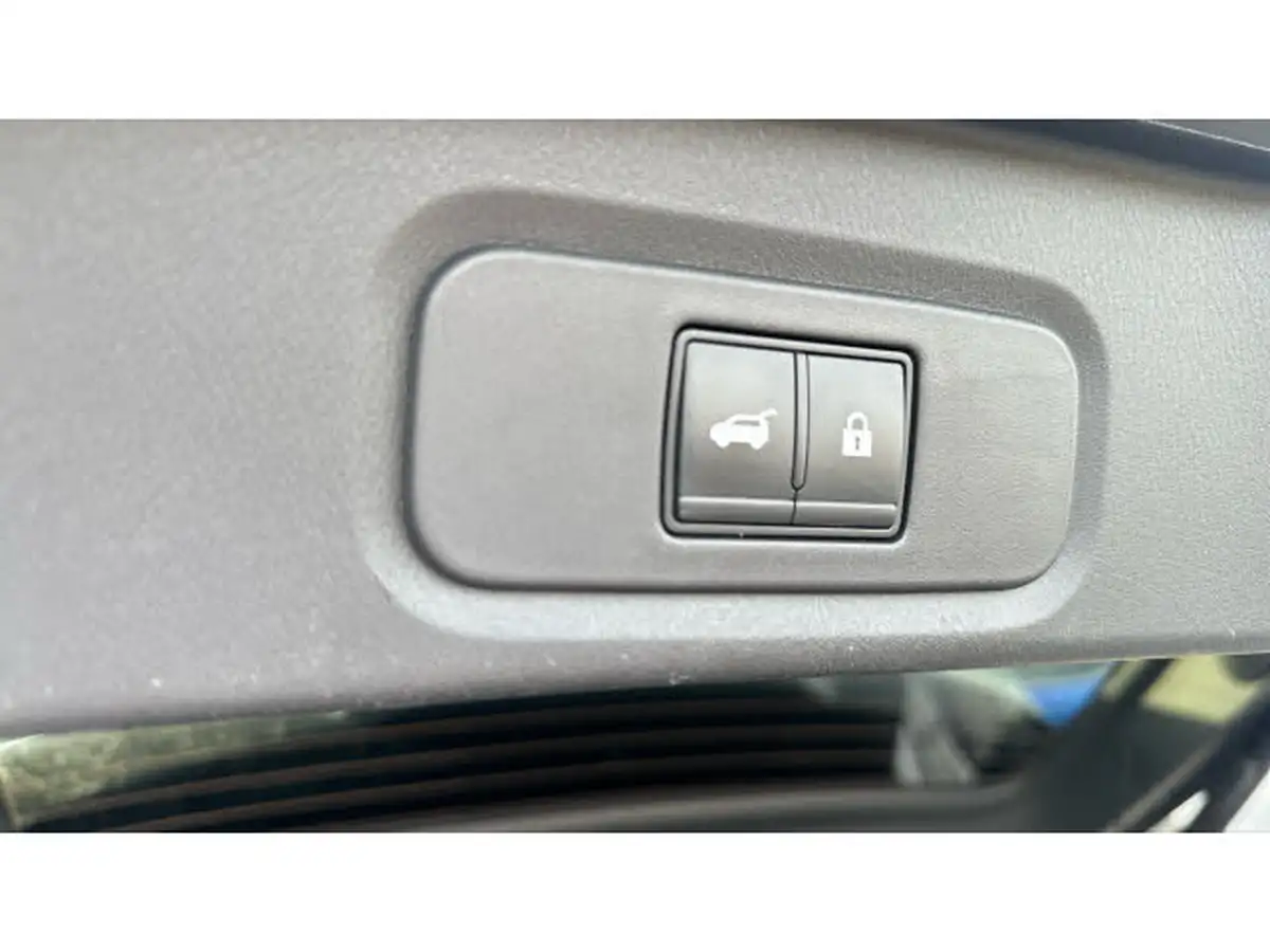 2022-nissan-qashqai-13-dig-t-tekna-140ps-mild-hybrid-big-20