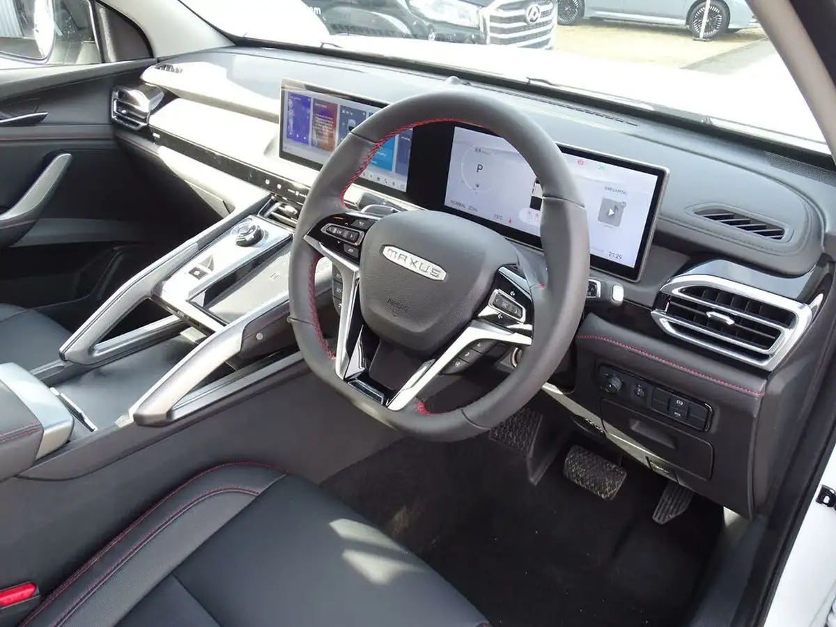 2025-maxus-t60-max-20tdi-big-26