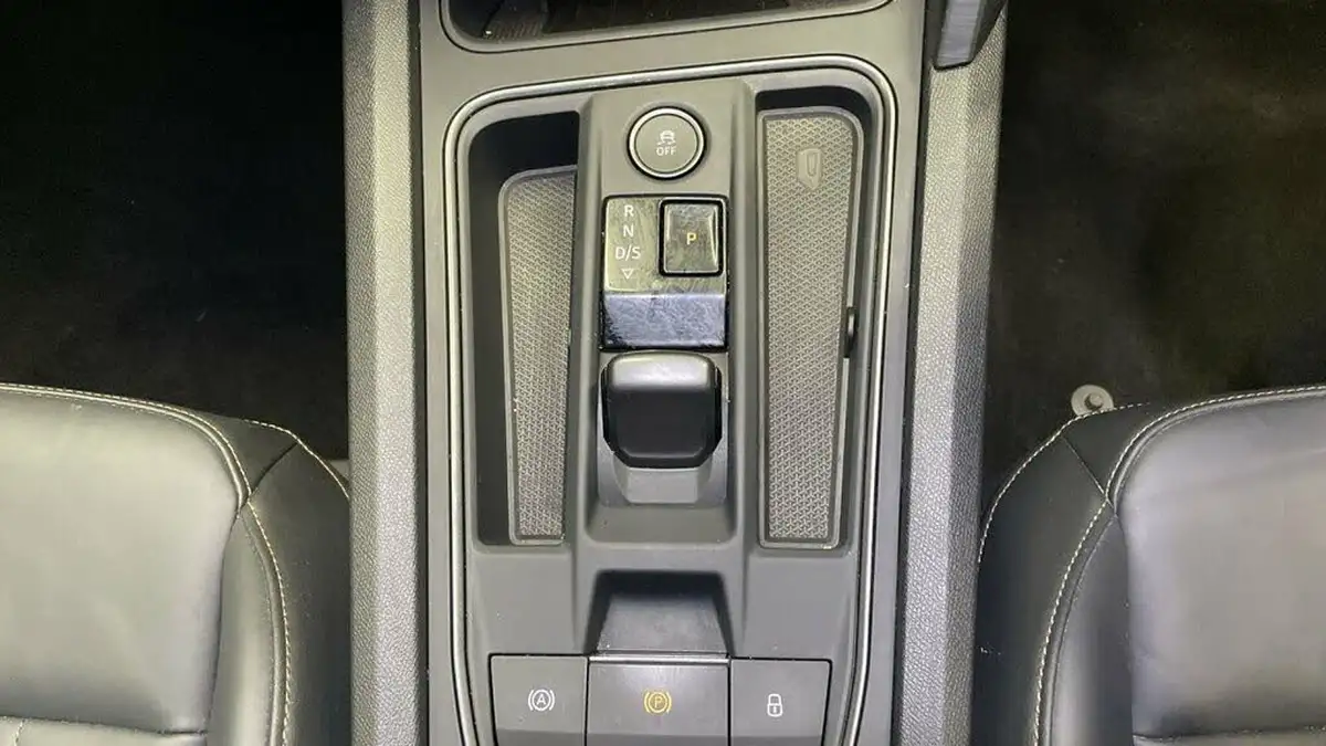2024-cupra-formentor-14-e-hybrid-vz2-big-19
