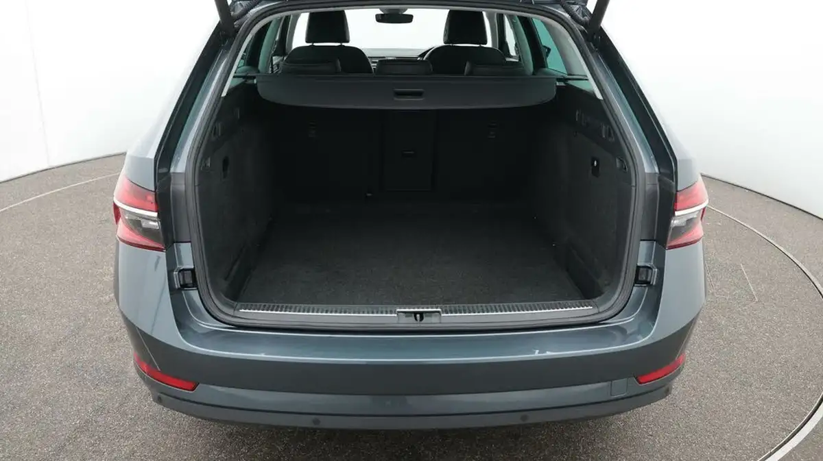 2021-skoda-superb-20tdi-se-l-150ps-estate-dsg-big-17