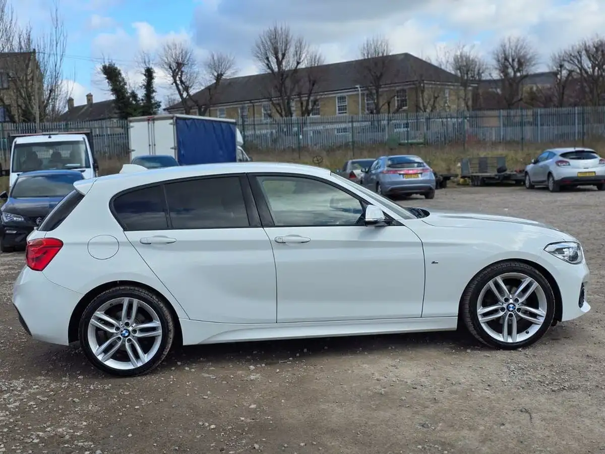 2016-bmw-1-series-20td-118d-m-sport-5d-auto-big-17