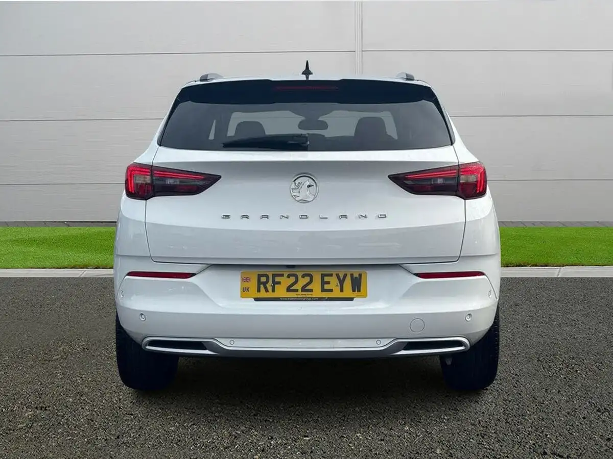 2022-vauxhall-grandland-12-elite-big-5