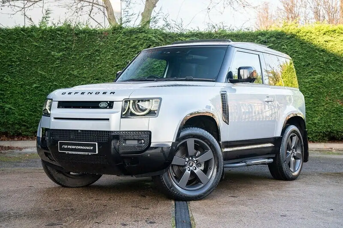 2023-land-rover-90-defender-30-d250-x-dynamic-hse-big-3