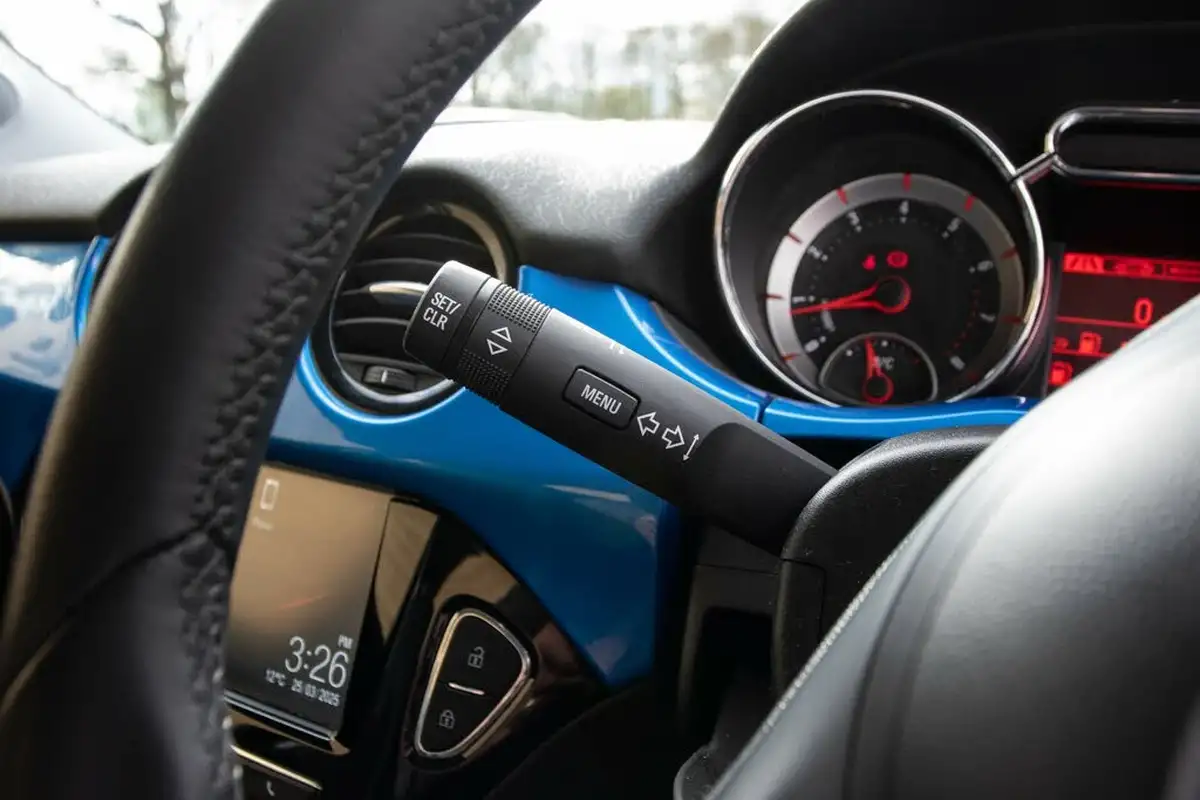 2018-vauxhall-adam-12i-energised-big-16