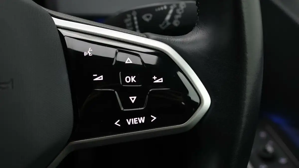 2022-volkswagen-id3-e-life-204ps-58kwh-pro-performance-big-22