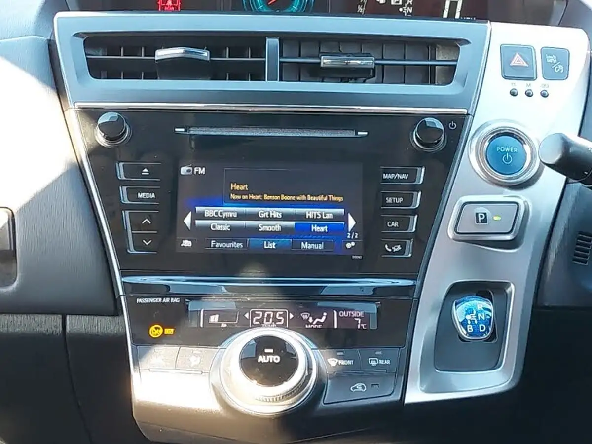 2020-toyota-prius-18-vvt-i-excel-big-6