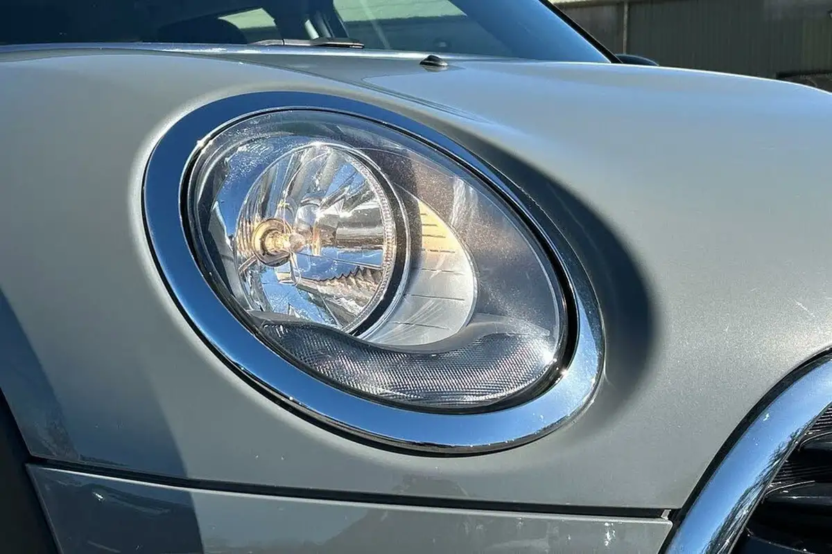 2017-mini-clubman-15-cooper-ss-big-12