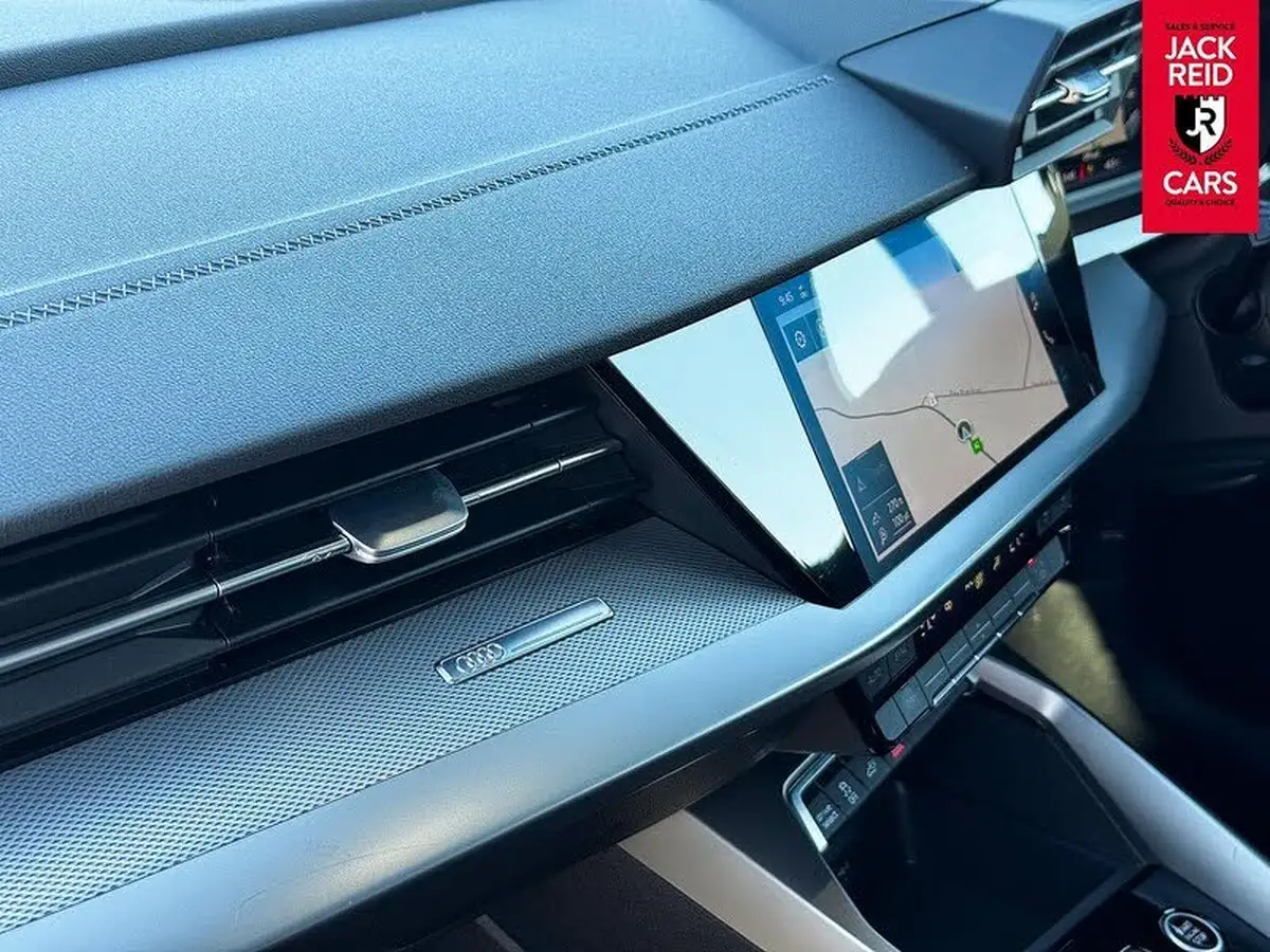2021-audi-a3-14-40-tfsi-e-s-line-big-26