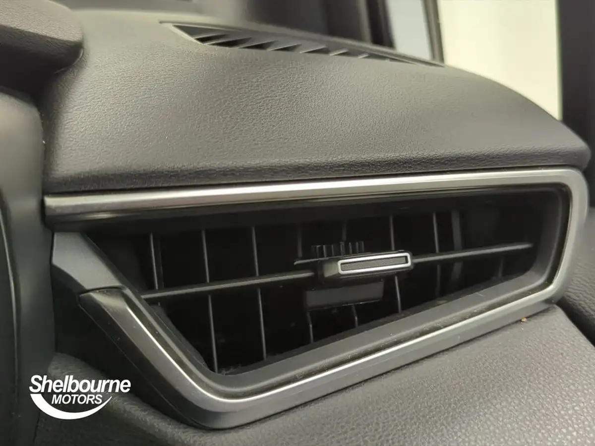 2024-toyota-corolla-18-vvt-i-icon-touring-sports-big-19