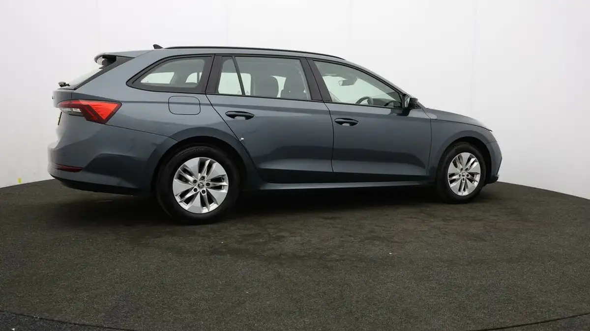 2021-skoda-octavia-10-tsi-se-technology-estate-big-27