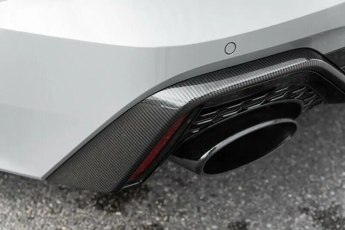 2022-audi-rs6-avant-40-tfsi-carbon-black-big-14