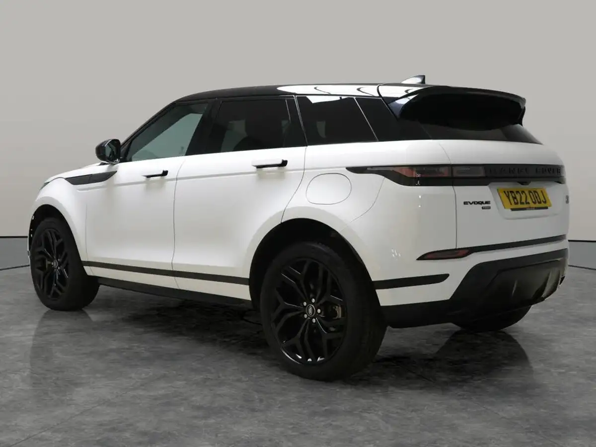 2022-land-rover-range-rover-evoque-15-p300e-evoque-edition-big-10
