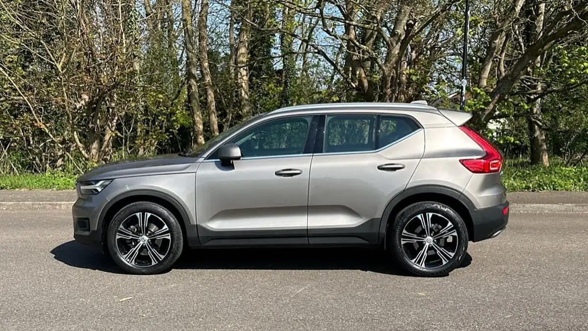 2019-volvo-xc40-20-t4-inscription-awd-big-7
