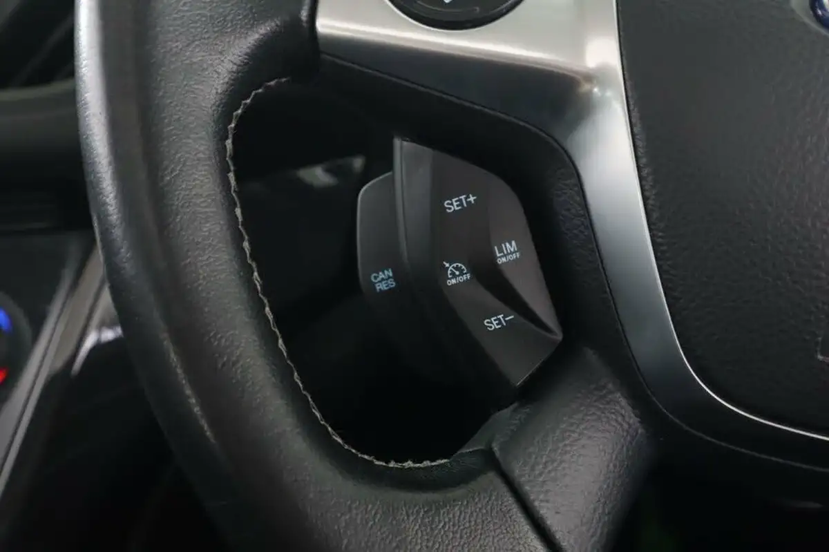 2016-ford-kuga-20tdci-titanium-x-sport-180ps-awd-big-24