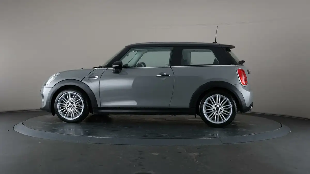 2017-mini-cooper-15-cooper-ss-hatchback-3d-auto-big-26