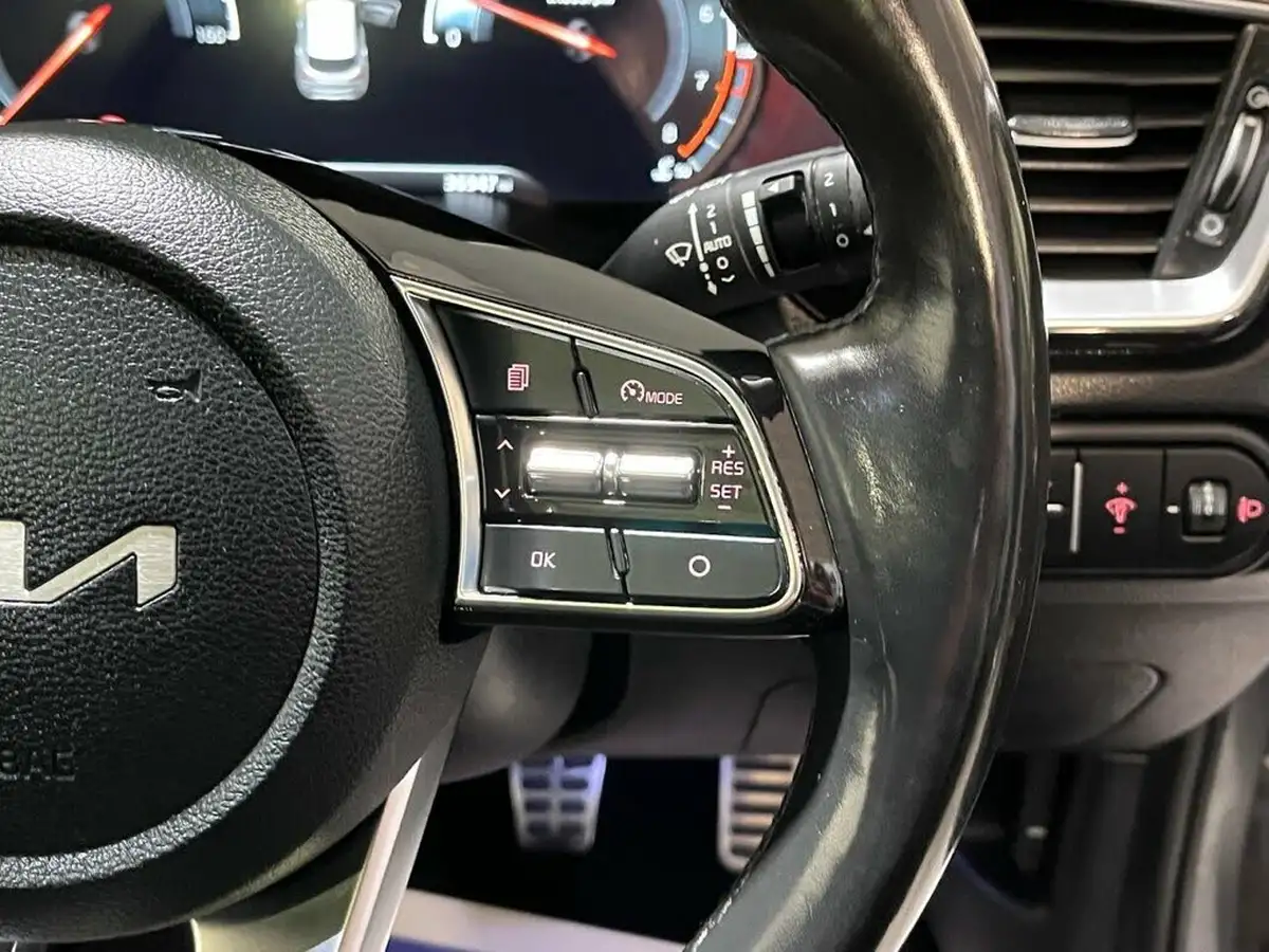 2022-kia-xceed-15-t-gdi-4-big-25