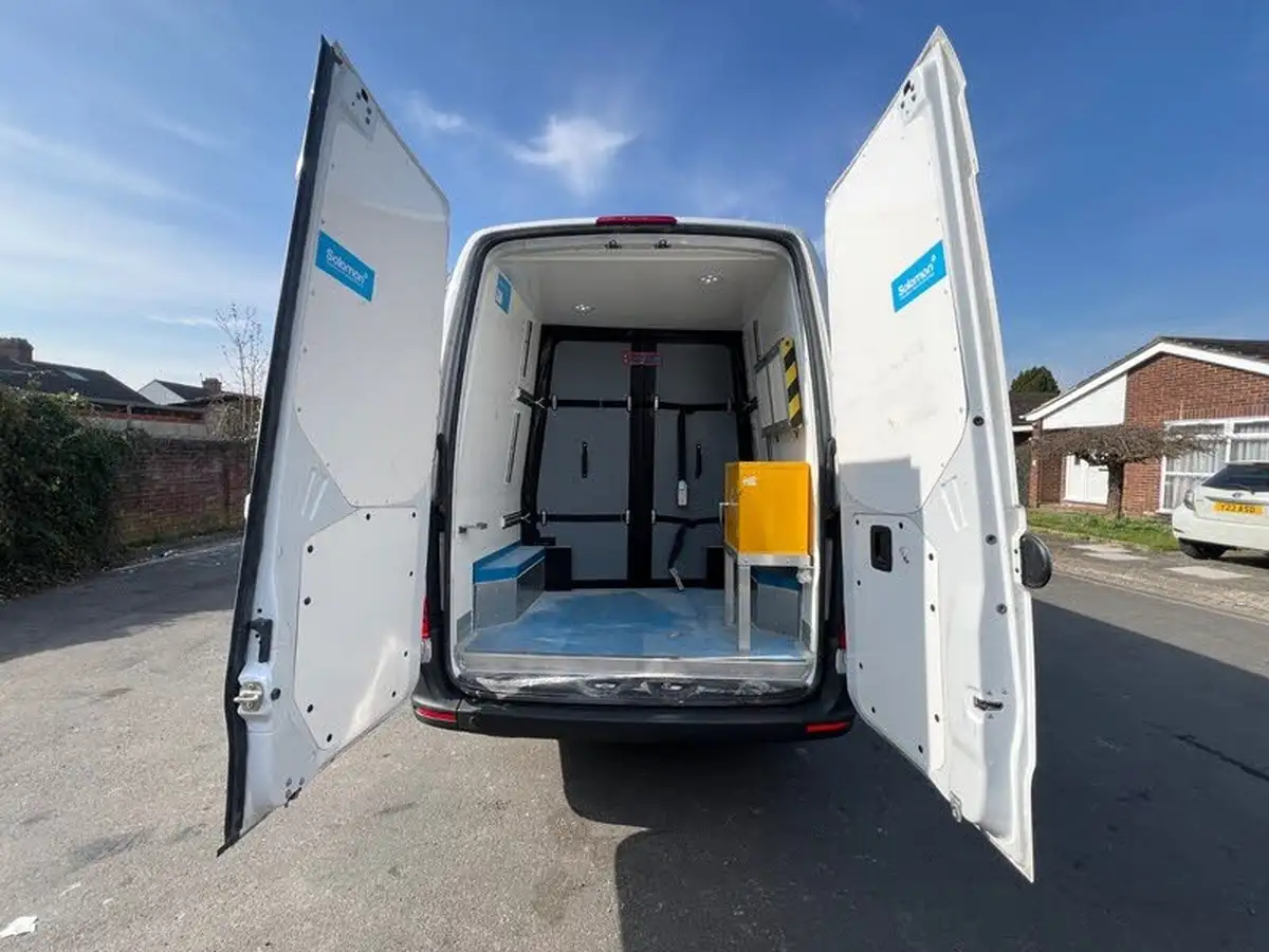 2019-mercedes-benz-sprinter-21cdi-314-l2h1-143pseu6c-panel-van-fwd-big-16