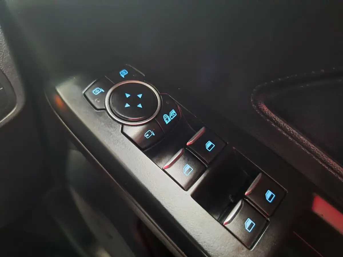 2021-ford-focus-10t-st-line-x-edition-155ps-hybrid-mhev-hatchback-big-29