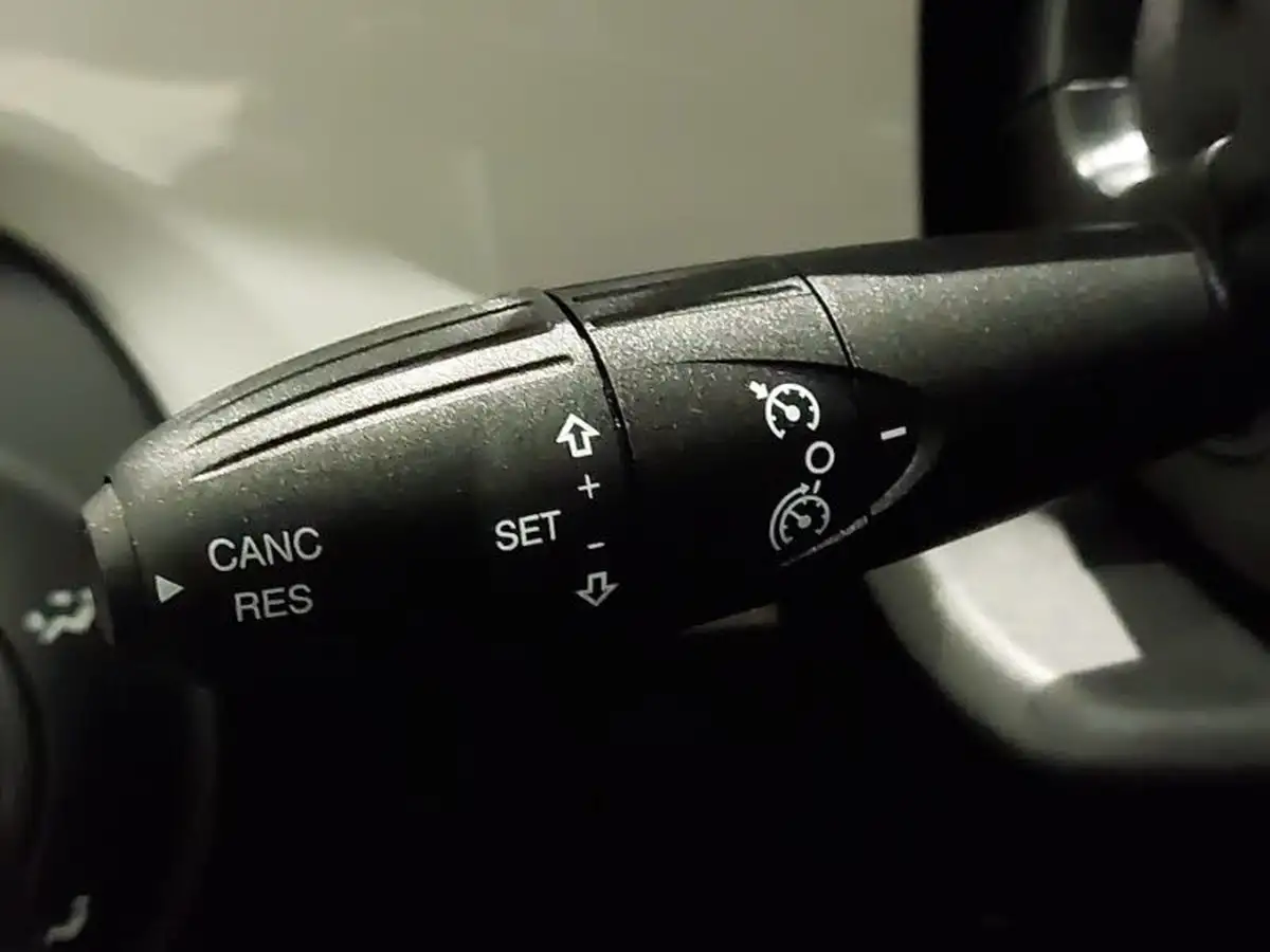 2024-fiat-500-10-big-16