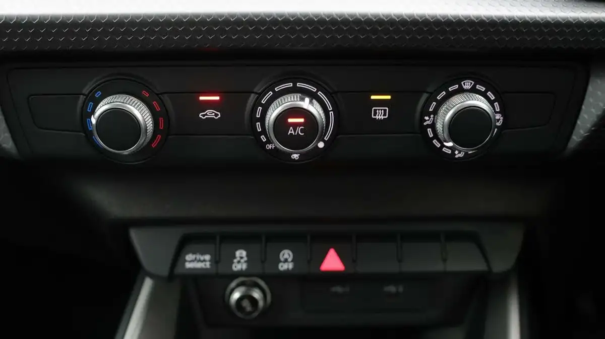 2021-audi-a1-10-30-tfsi-sport-110ps-big-12