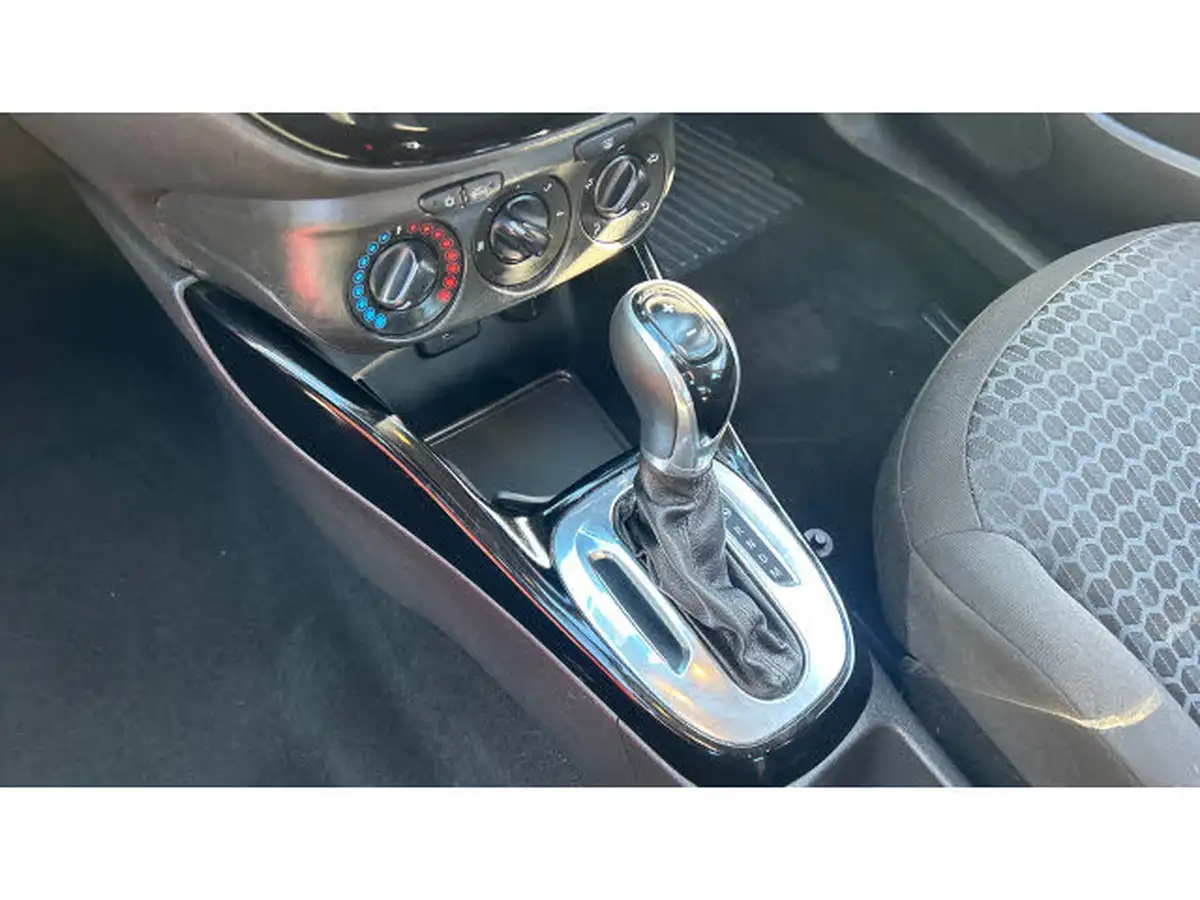 2019-vauxhall-corsa-14i-se-nav-90ps-5d-auto-big-12