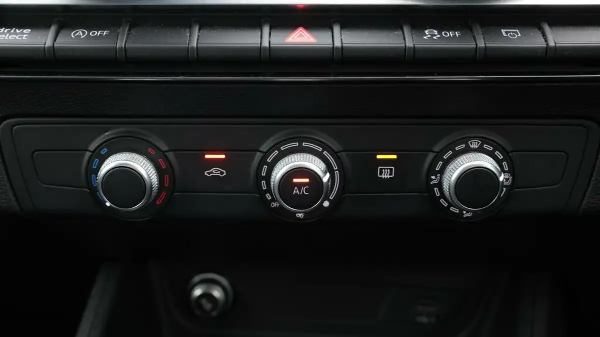 2022-audi-q2-15-35-tfsi-sport-big-12