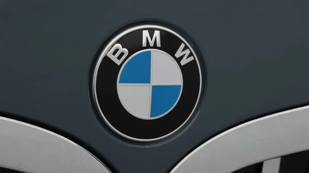 2021-bmw-1-series-15-118i-m-sport-lcp-dct-big-23