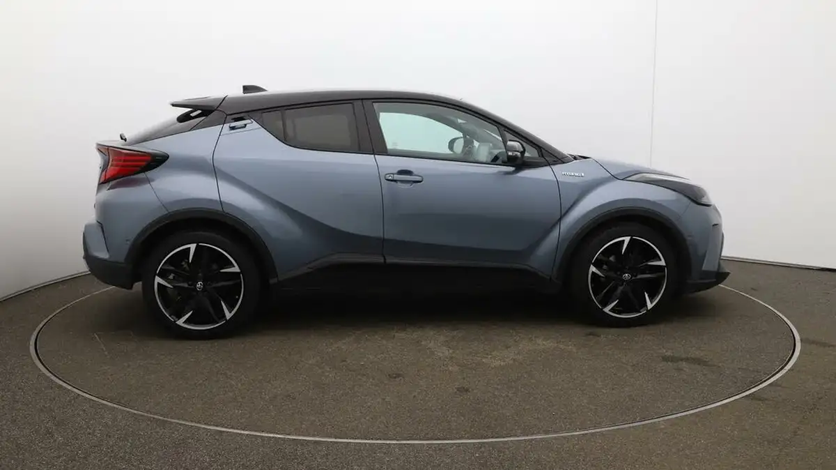 2021-toyota-c-hr-20-vvt-i-gr-sport-big-42