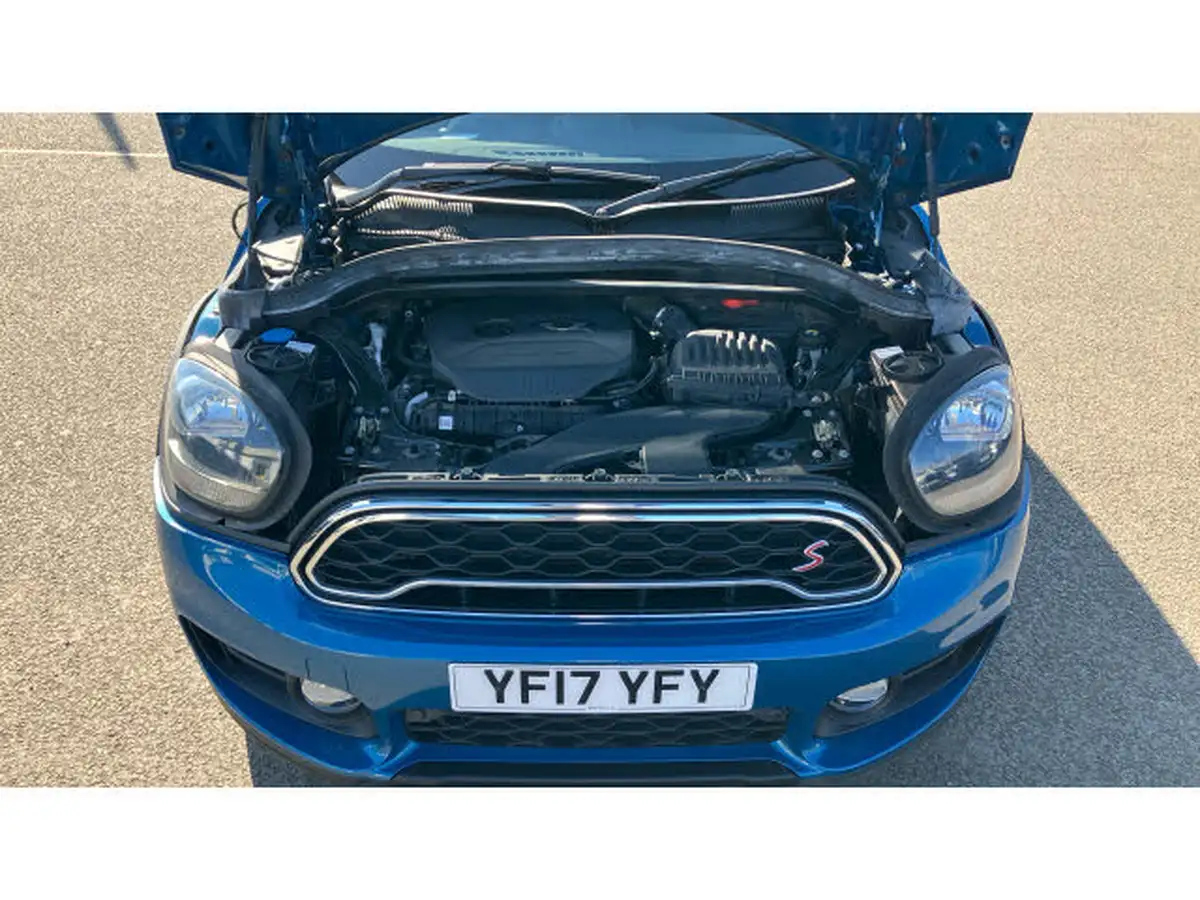 2017-mini-countryman-20-cooper-s-ss-all4-big-7