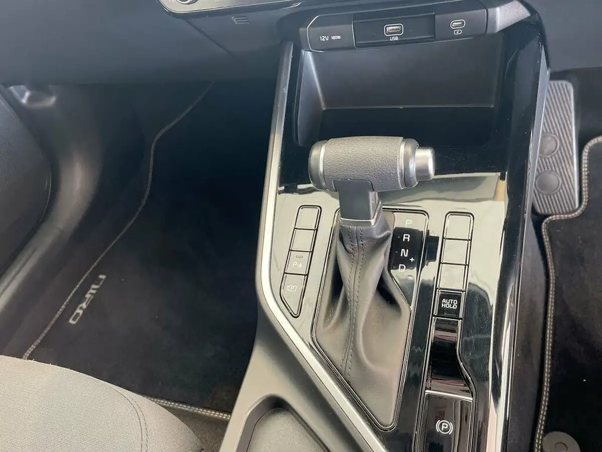 2022-kia-niro-16-gdi-139bhp-hev-132kwh-big-10