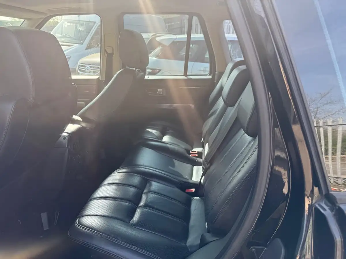 2010-land-rover-range-rover-sport-30td-hse-big-16
