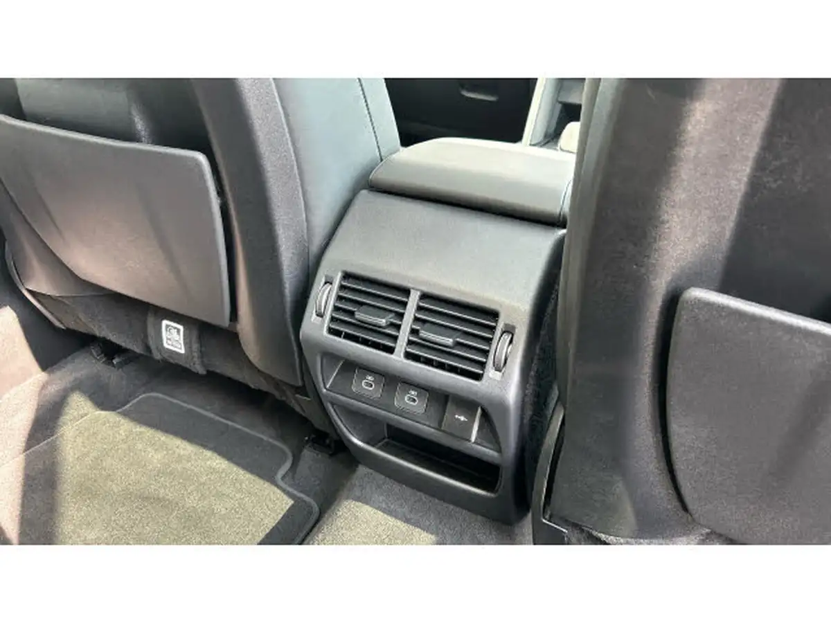 2024-land-rover-discovery-sport-20-d200-dynamic-hse-big-17