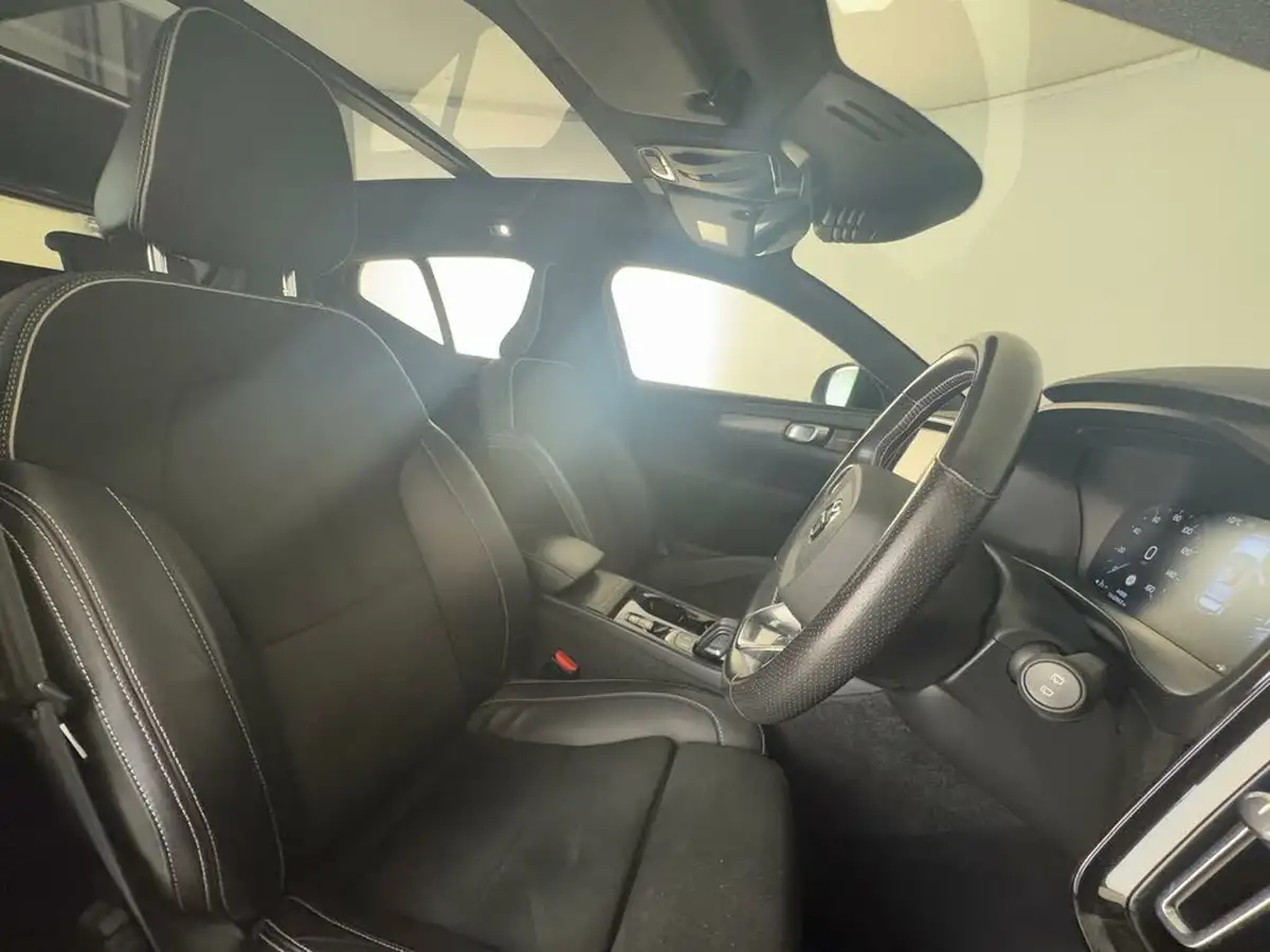 2021-volvo-xc40-20-b4-r-design-194bhp-awd-auto-big-21