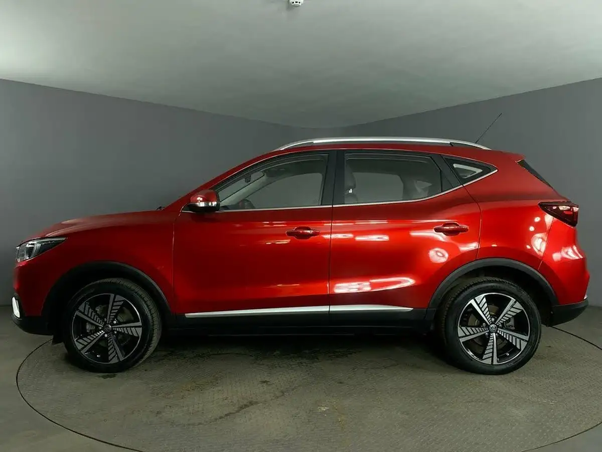 2020-mg-zs-suv-e-exclusive-ev-big-4
