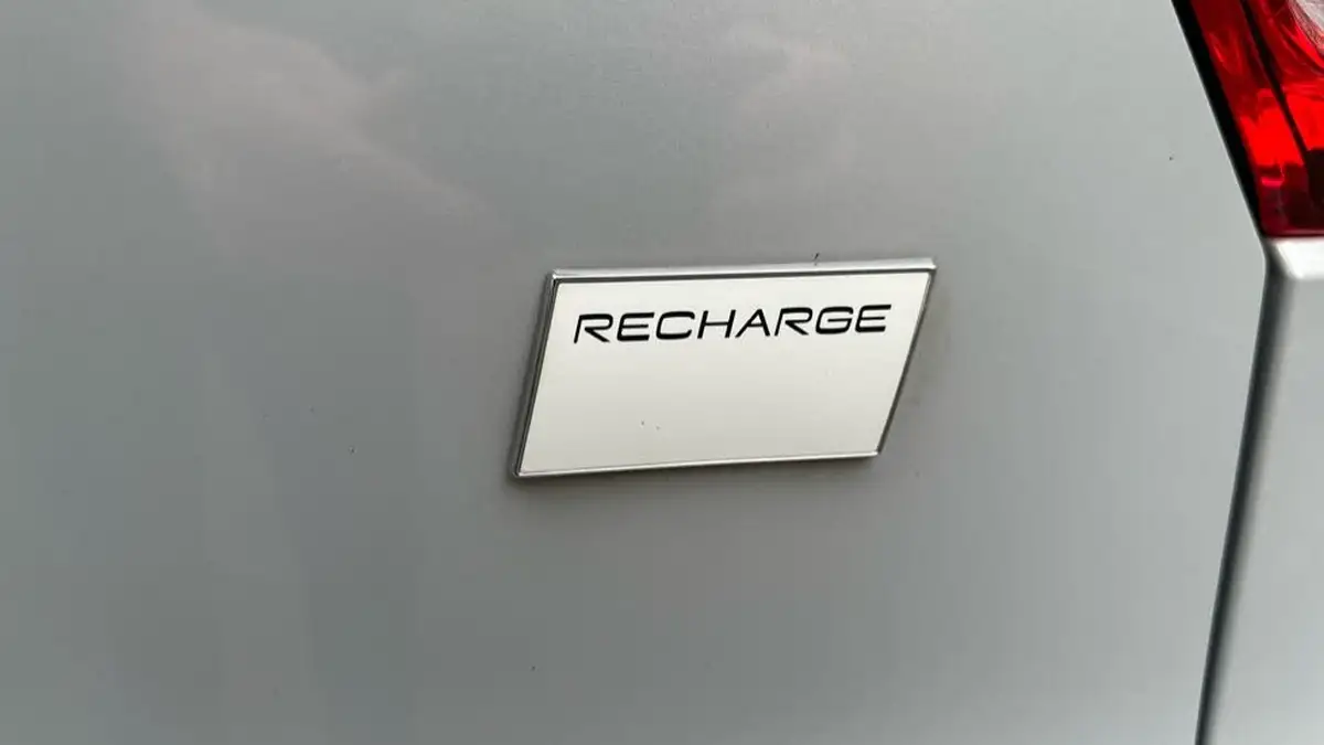 2022-volvo-xc40-e-recharge-pro-big-48