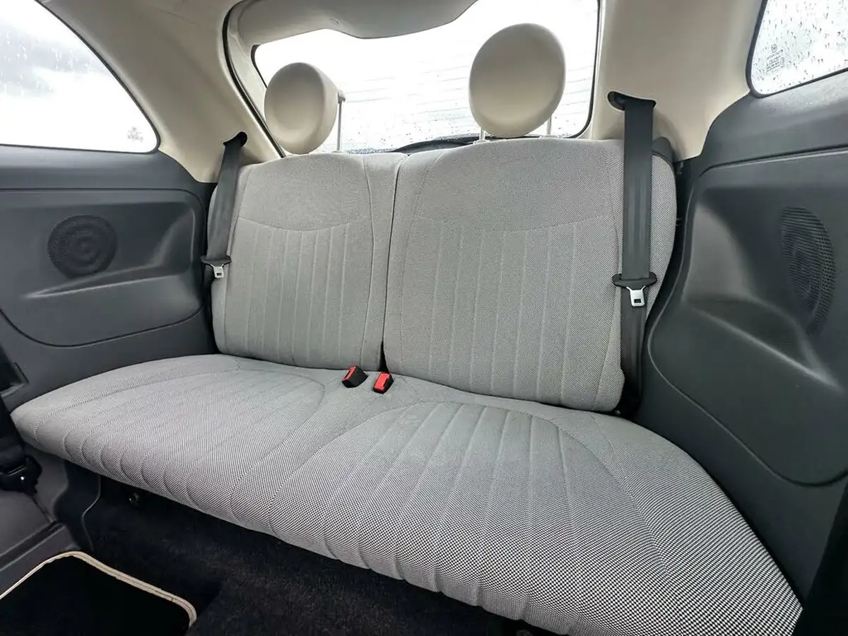 2012-fiat-500-12-lounge-ss-big-25