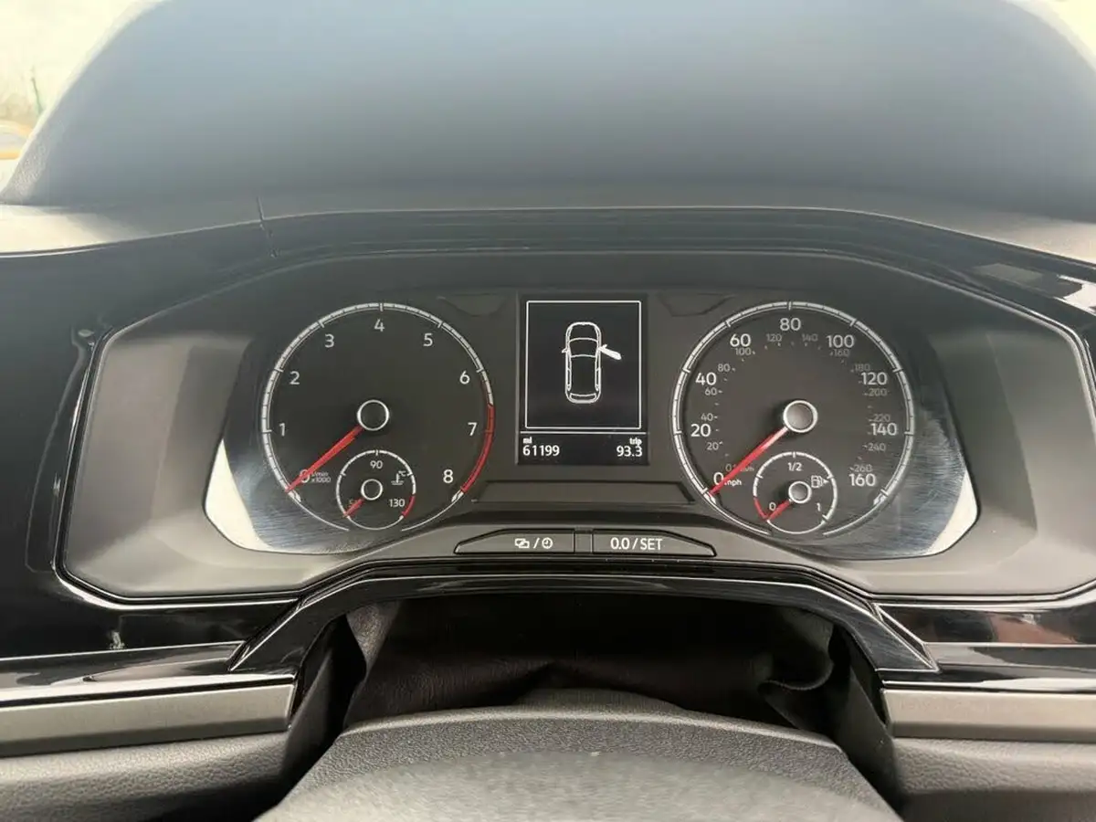 2019-volkswagen-polo-10-tsi-se-tech-edition-big-13