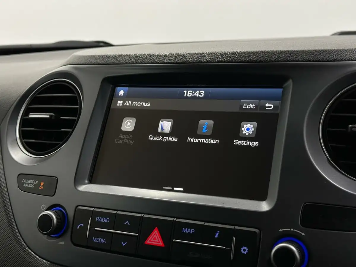 2019-hyundai-i10-10-play-big-20