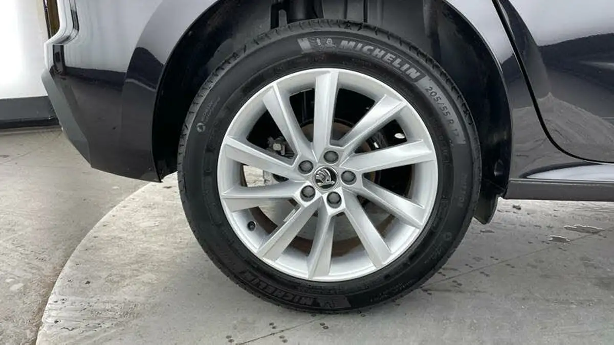 2024-skoda-kamiq-10-tsi-se-116ps-big-26