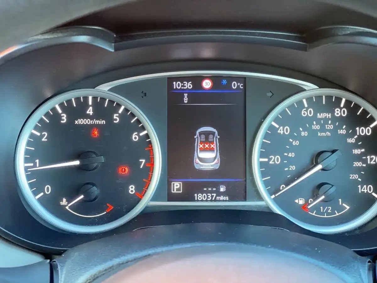 2022-nissan-micra-10-ig-t-acenta-cvt-big-20