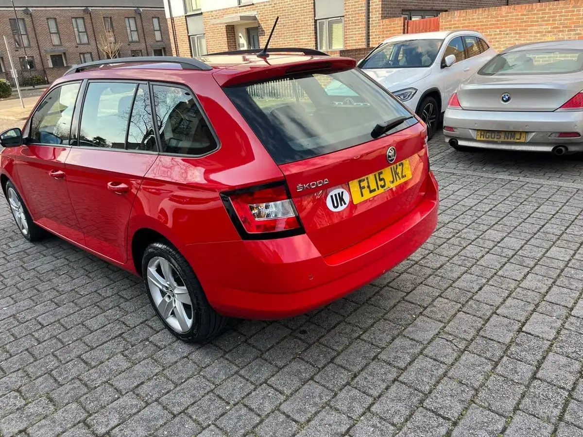 2015-skoda-fabia-12-se-l-90ps-estate-big-8