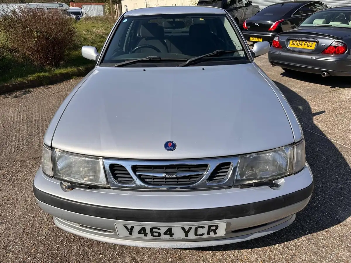 2001-saab-9-3-20-se-hatchback-5d-auto-big-8