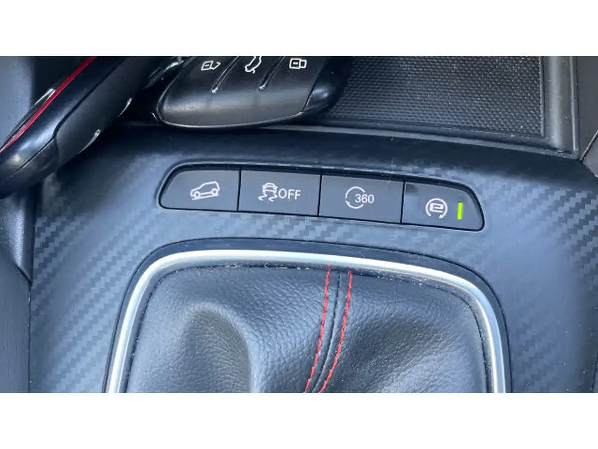 2023-mg-zs-suv-10t-gdi-exclusive-big-28