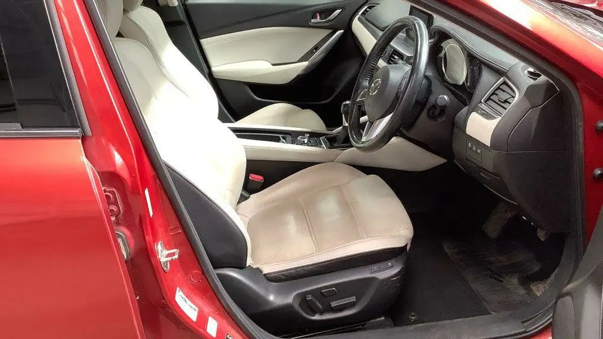 2016-mazda-mazda6-22td-sport-nav-175ps-skyactiv-d-tourer-5d-big-10