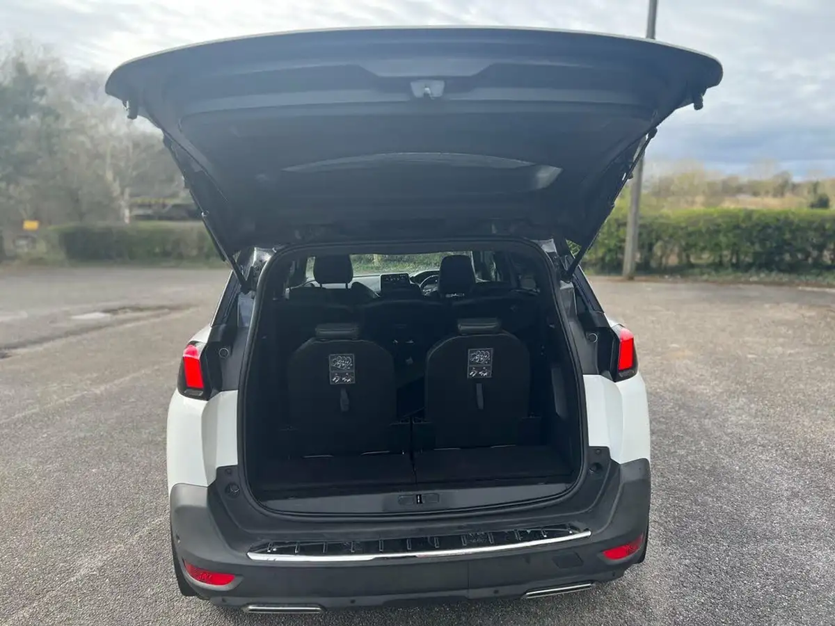 2018-peugeot-5008-suv-16-thp-gt-line-big-40