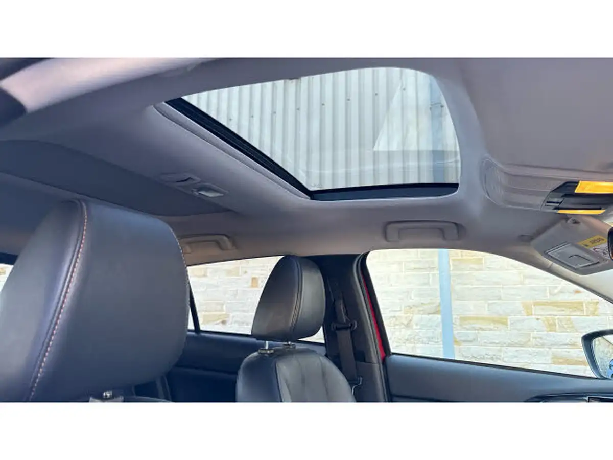2019-mitsubishi-eclipse-cross-15-4-big-35
