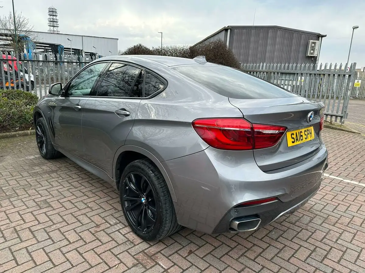 2016-bmw-x6-30td-xdrive30d-m-sport-big-8