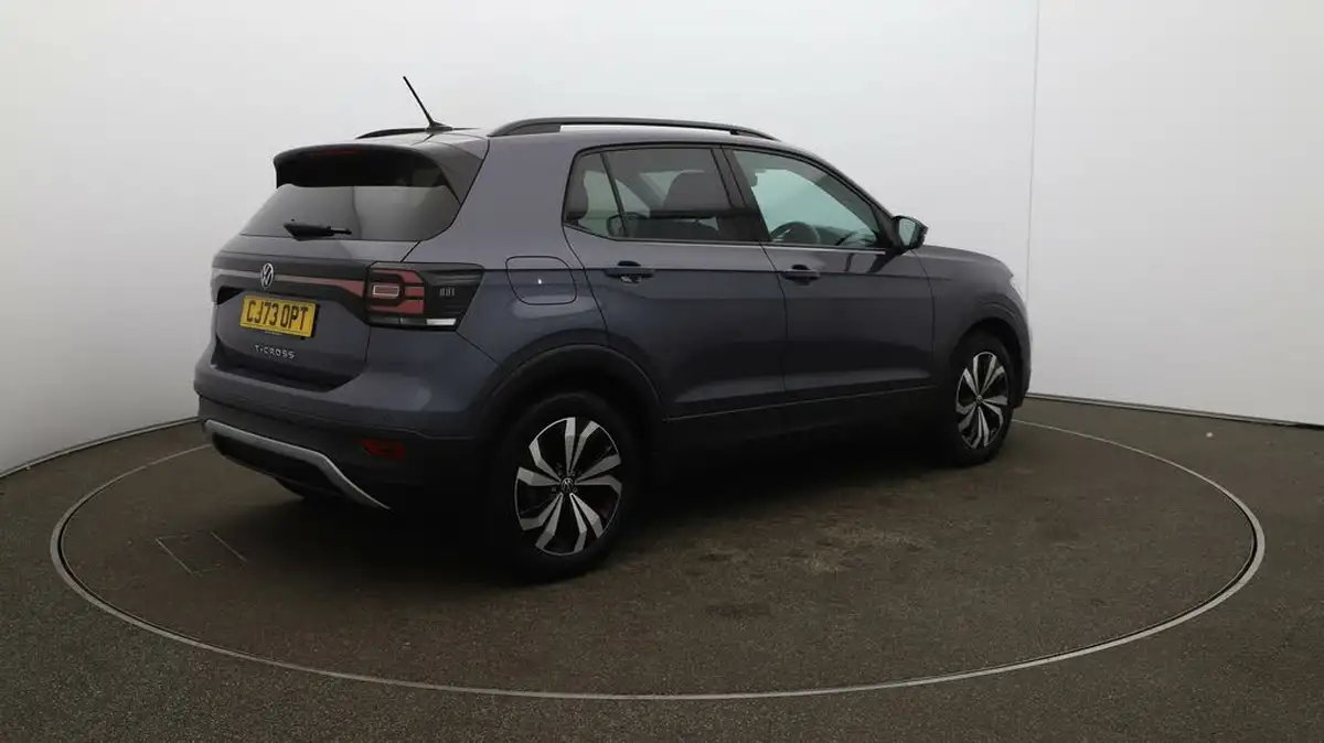 2023-volkswagen-t-cross-10-tsi-black-edition-110ps-dsg-big-46
